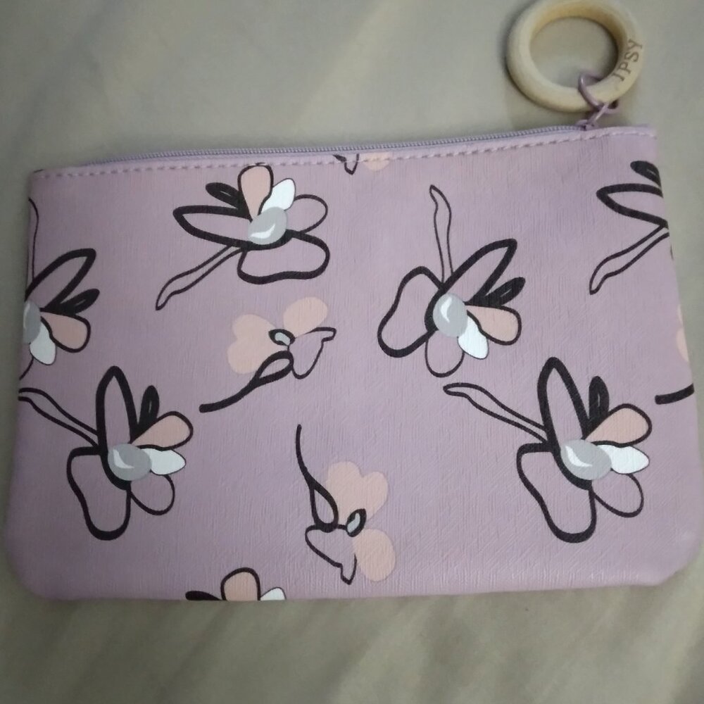 Ipsy pink floral make up/travel pouch